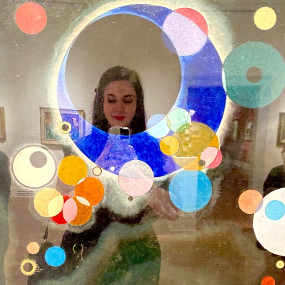 Meet your Posher, Victoria! - Picture 2 of 5